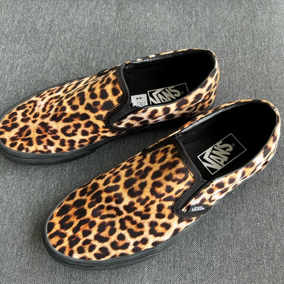 Vans Leopard Print Slip-On Canvas Sneakers - Picture 2 of 7
